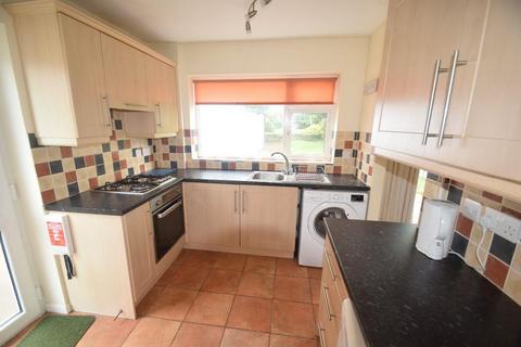 4 bedroom semi-detached house to rent, 12 Brookside Avenue