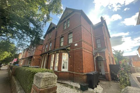 2 bedroom flat to rent, Belgrave Road, Gloucester GL1