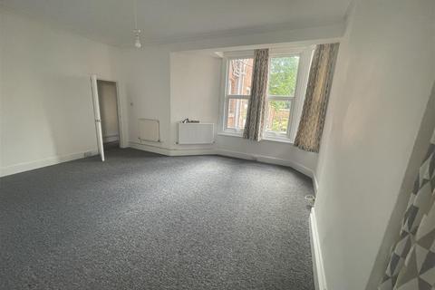 2 bedroom flat to rent, Belgrave Road, Gloucester GL1