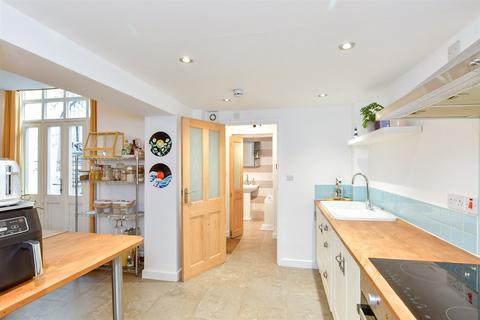 1 bedroom apartment for sale, Brunswick Place, Hove, East Sussex