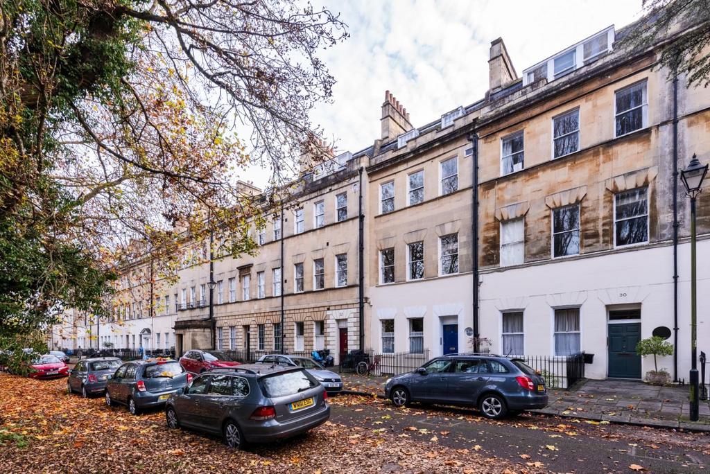 Flat 7, 31, Grosvenor Place Bath, BA1 6 BA 1.jpg