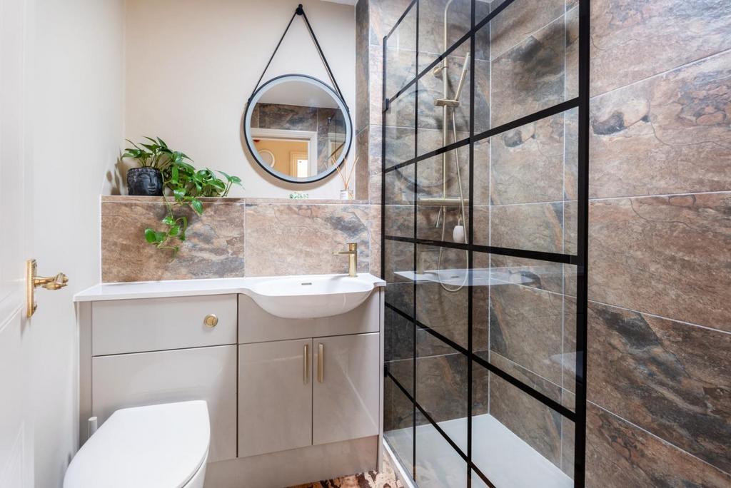 Flat 7, 31, Grosvenor Place Bath, BA1 6 BA-11.jpg