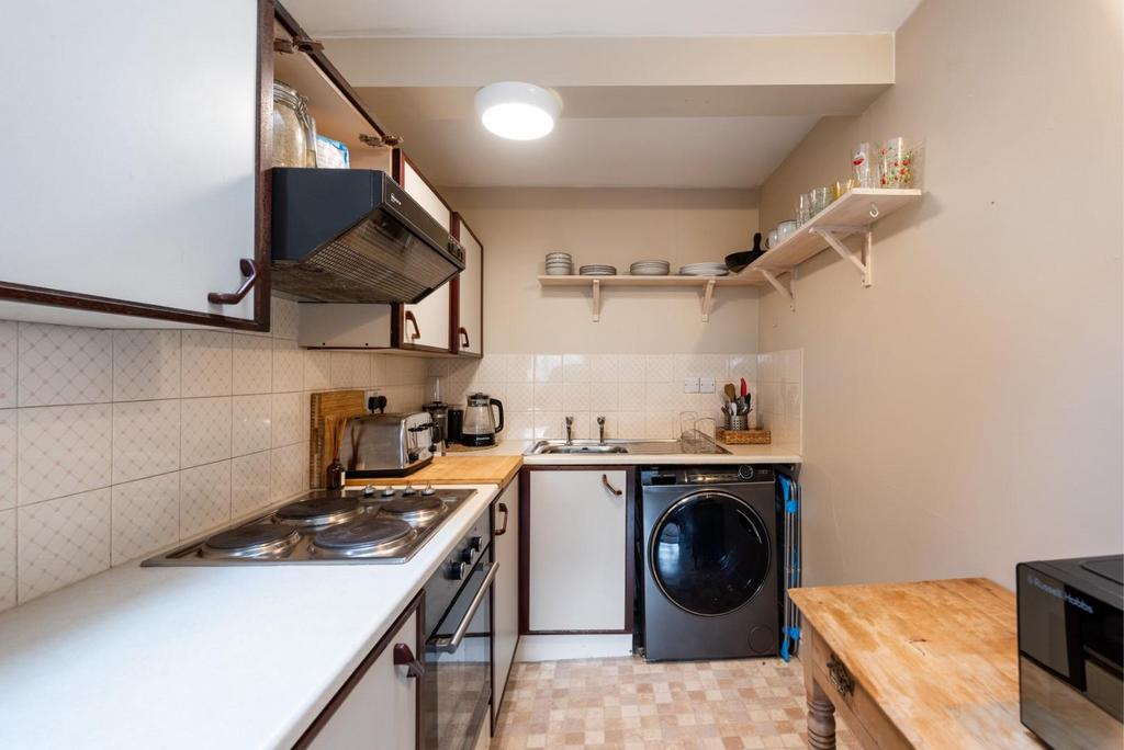 Flat 7, 31, Grosvenor Place Bath, BA1 6 BA-9.jpg