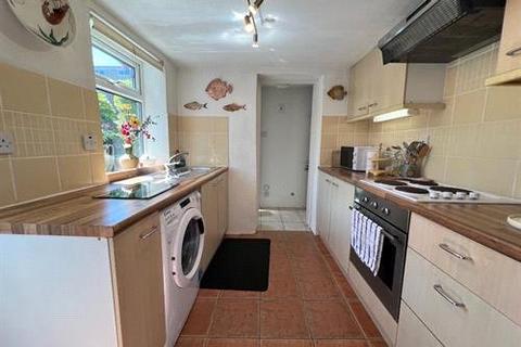 2 bedroom end of terrace house to rent, Belle Vue, Cornwall PL11