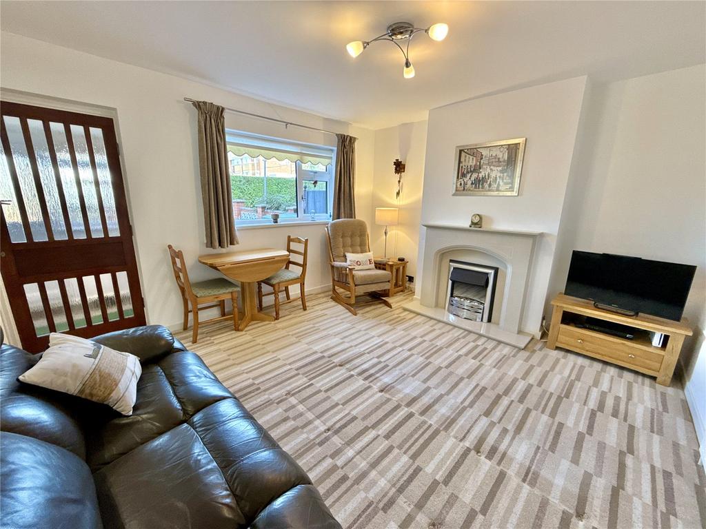 Sitting/Dining Room