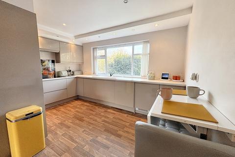 2 bedroom flat for sale, Preston