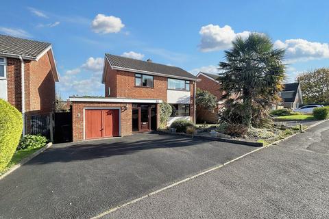 4 bedroom detached house for sale, Merley