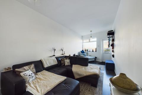 2 bedroom flat for sale, Portsmouth PO2