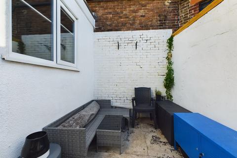 2 bedroom flat for sale, Portsmouth PO2