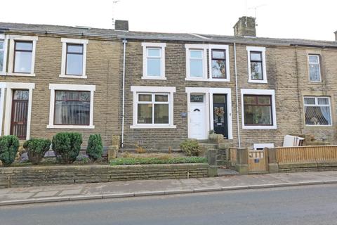 3 bedroom terraced house for sale, Colne Road, Earby, BB18