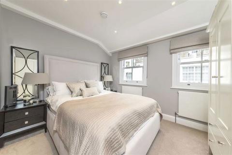 2 bedroom house to rent, Gloucester Place Mews, London W1U