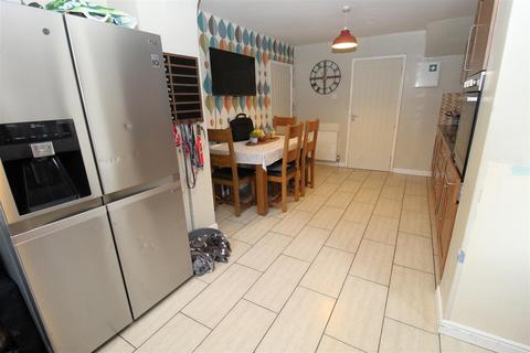 171 Altway, Liverpool, L10 6LA
