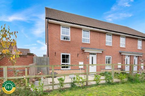 3 bedroom end of terrace house for sale, Whitmoore Drive, Auckley, Doncaster