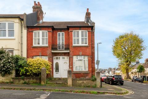 2 bedroom character property for sale, Shanklin Road, Brighton