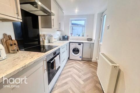 34 Willow Walk, Spalding, PE11 1UX