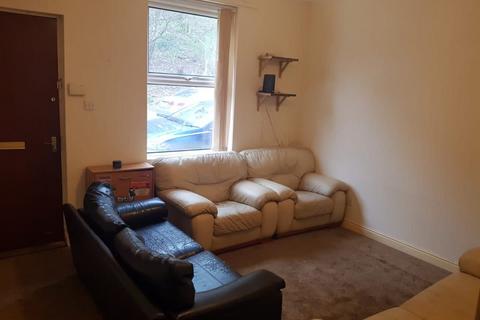 4 bedroom terraced house to rent, Leeds LS3