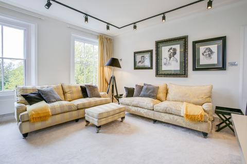 2 bedroom apartment for sale, Regents Park, London NW1