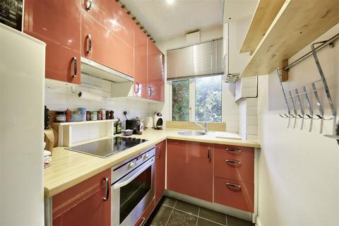 2 bedroom apartment for sale, Brixton Hill Court, Brixton SW2