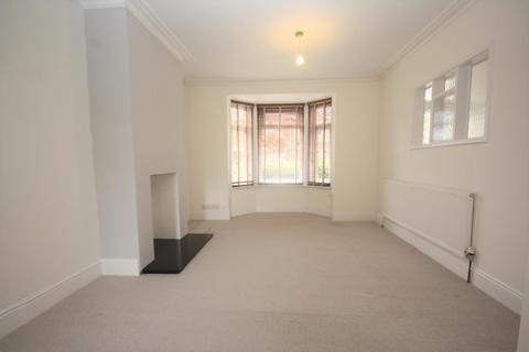 3 bedroom terraced house to rent, High Street, Eastleigh