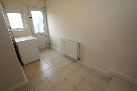 3 bedroom end of terrace house to rent, William Street, Swindon, Wiltshire, SN1