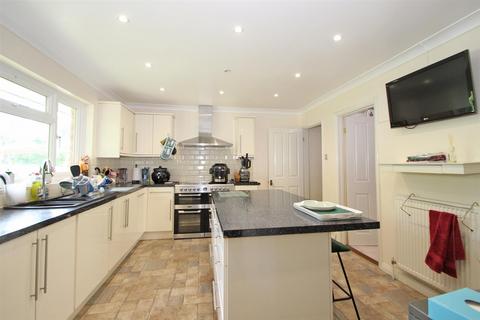 4 bedroom detached bungalow for sale, Woodside Road, Wootton Bridge,