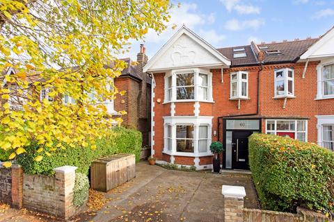60 Elers Road, London, W13 9QD