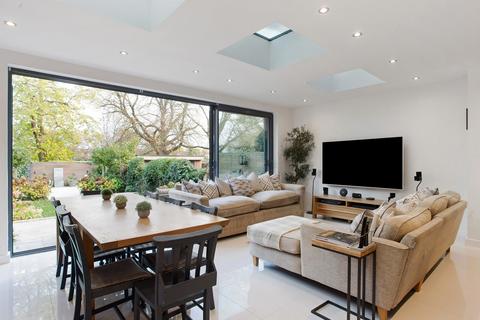 60 Elers Road, London, W13 9QD