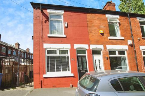 2 bedroom end of terrace house to rent, York Street, Stockport, Greater Manchester, SK3