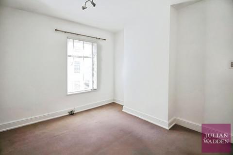 2 bedroom end of terrace house to rent, York Street, Stockport, Greater Manchester, SK3
