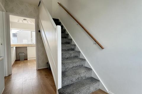 15 Fairfield Close, St Austell, PL25 3HE