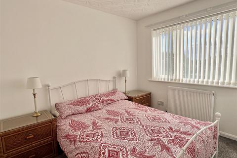15 Fairfield Close, St Austell, PL25 3HE