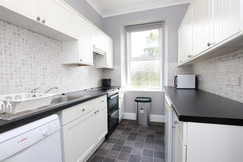 4 bedroom house to rent, North Road, Combe Down BA2