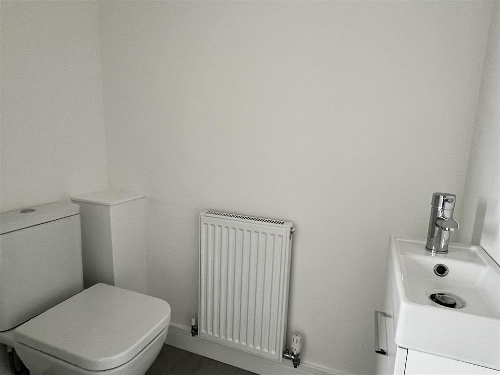 Cloakroom/WC