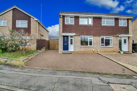 3 bedroom semi-detached house for sale, Springfield Avenue, Thrapston NN14