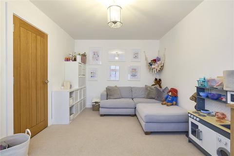 4 bedroom semi-detached house for sale, Station Road, Histon, Cambridge, CB24