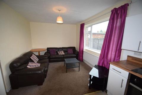 5 bedroom terraced house to rent, 13 Victoria Park