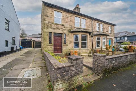 3 bedroom house for sale, Heath Grove, Buxton