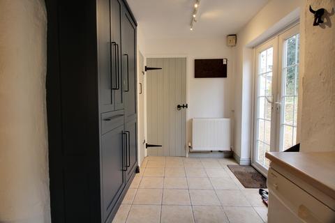 2 bedroom cottage for sale, Ellingham Road