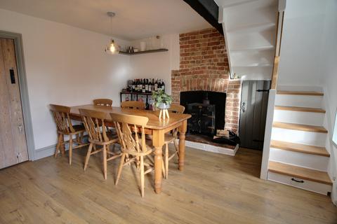 18 Ellingham Road, Attleborough, NR17 1YQ