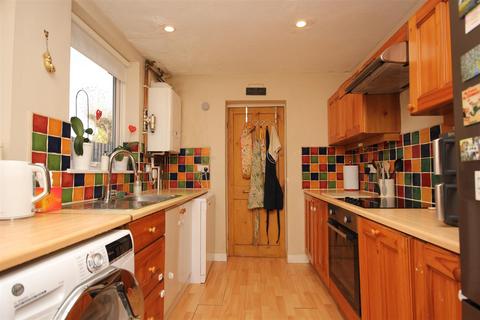 3 bedroom terraced house for sale, Washbrook Road, Rushden NN10