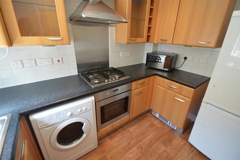 4 bedroom house to rent, New Welcome Street, Manchester M15