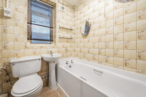 6 Bodmin Grove, Morden, SM4 5LU