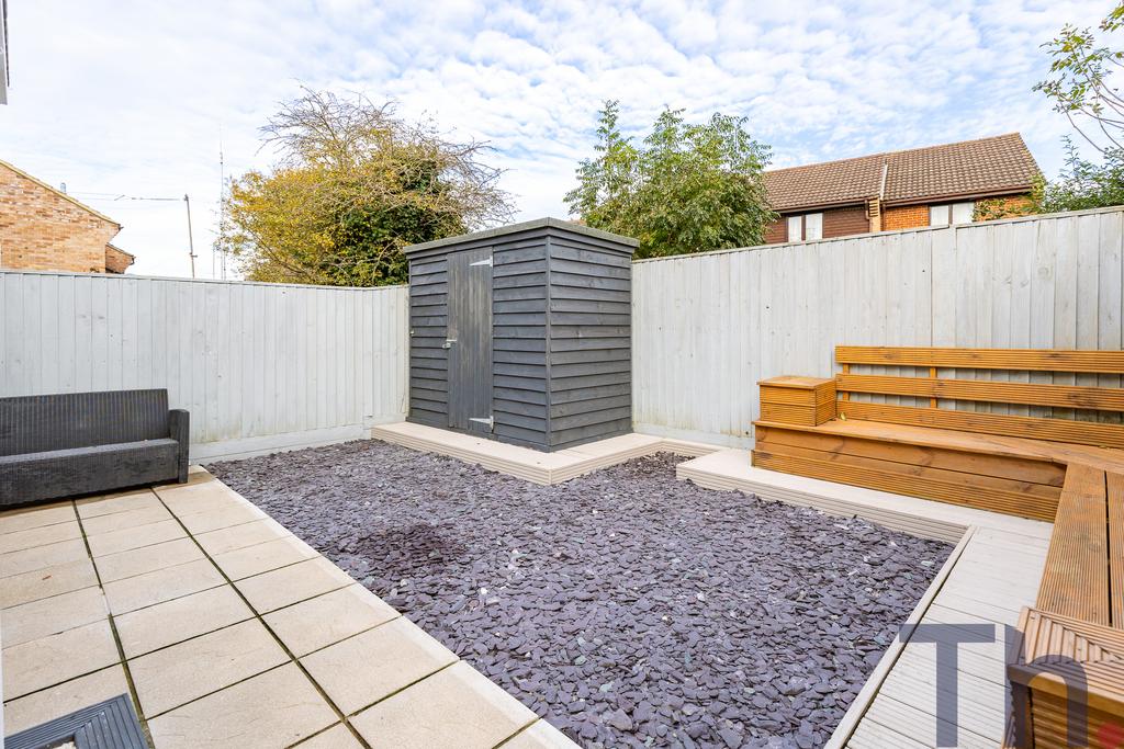 Rear Garden &amp; Storage Shed