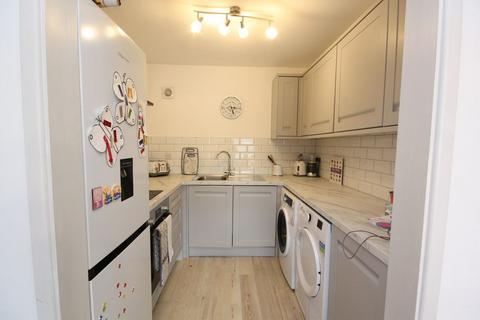 1 bedroom flat to rent, Leckhampton Place, SW2