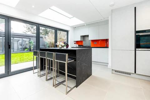 3 bedroom flat for sale, The Vale, Golders Green, London