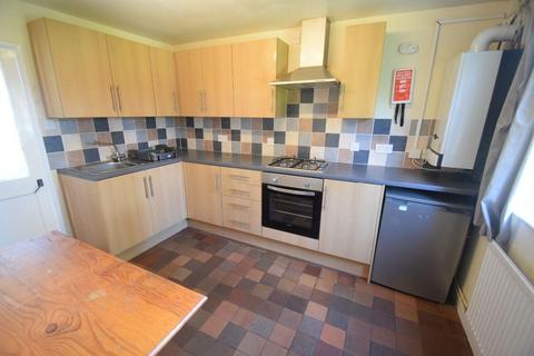 3 bedroom semi-detached house to rent, 14 Tibberton