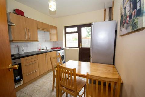 2 bedroom house share to rent, Northwick Avenue, Kenton HA3