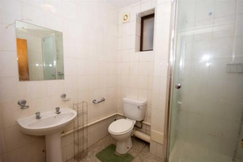 2 bedroom house share to rent, Northwick Avenue, Kenton HA3