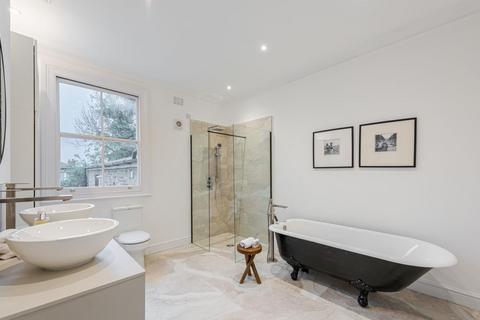 4 bedroom terraced house for sale, Lydon Road, London SW4