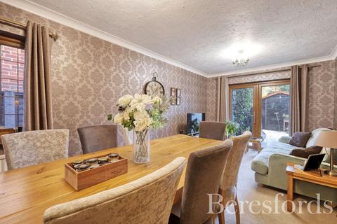 4 bedroom detached house for sale, Rignals Lane, Chelmsford, CM2